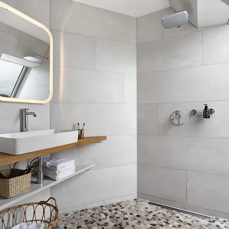 Karinella Scharbeutz